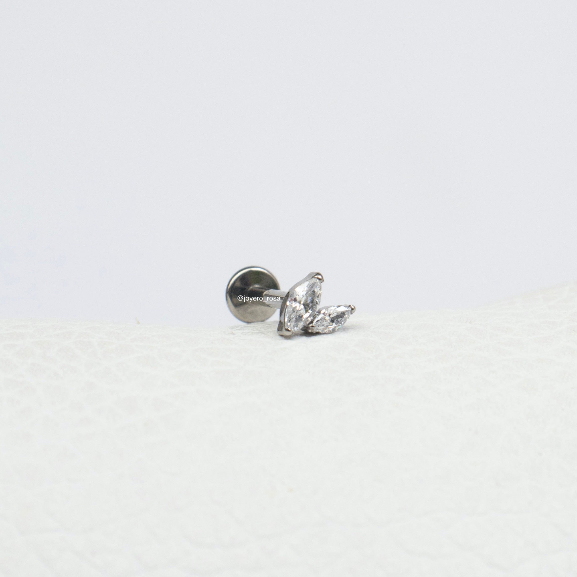 Dos Cristales Labret