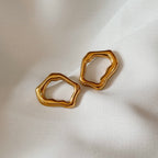 Studs Irregulares