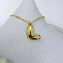 Cargar imagen en el visor de la galería, Collar Ajustable Inicial Burbuja
