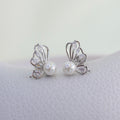 Studs Ala Mariposa con Perla