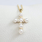 Collar Cruz con Perlas