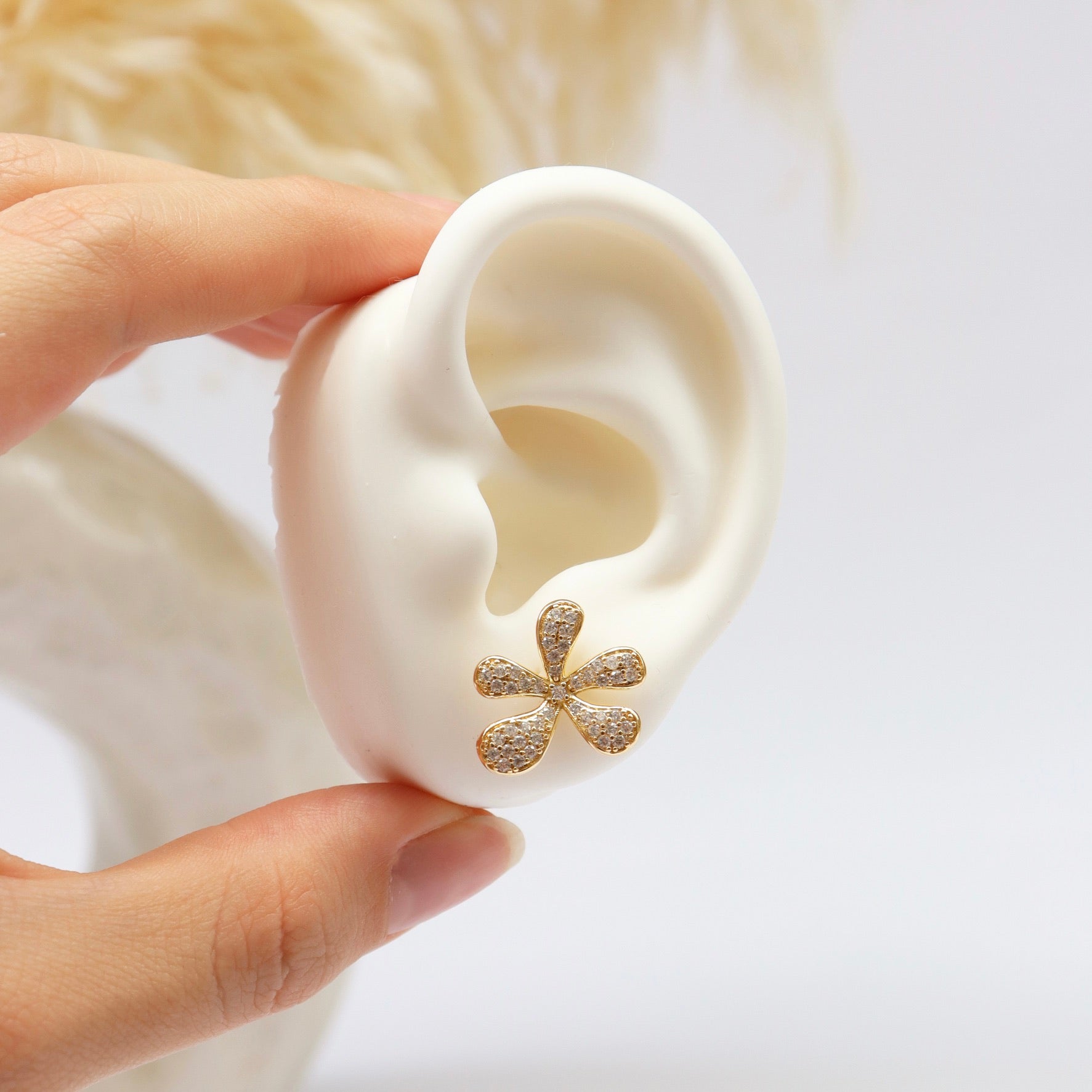 Studs Flor Full Brillo
