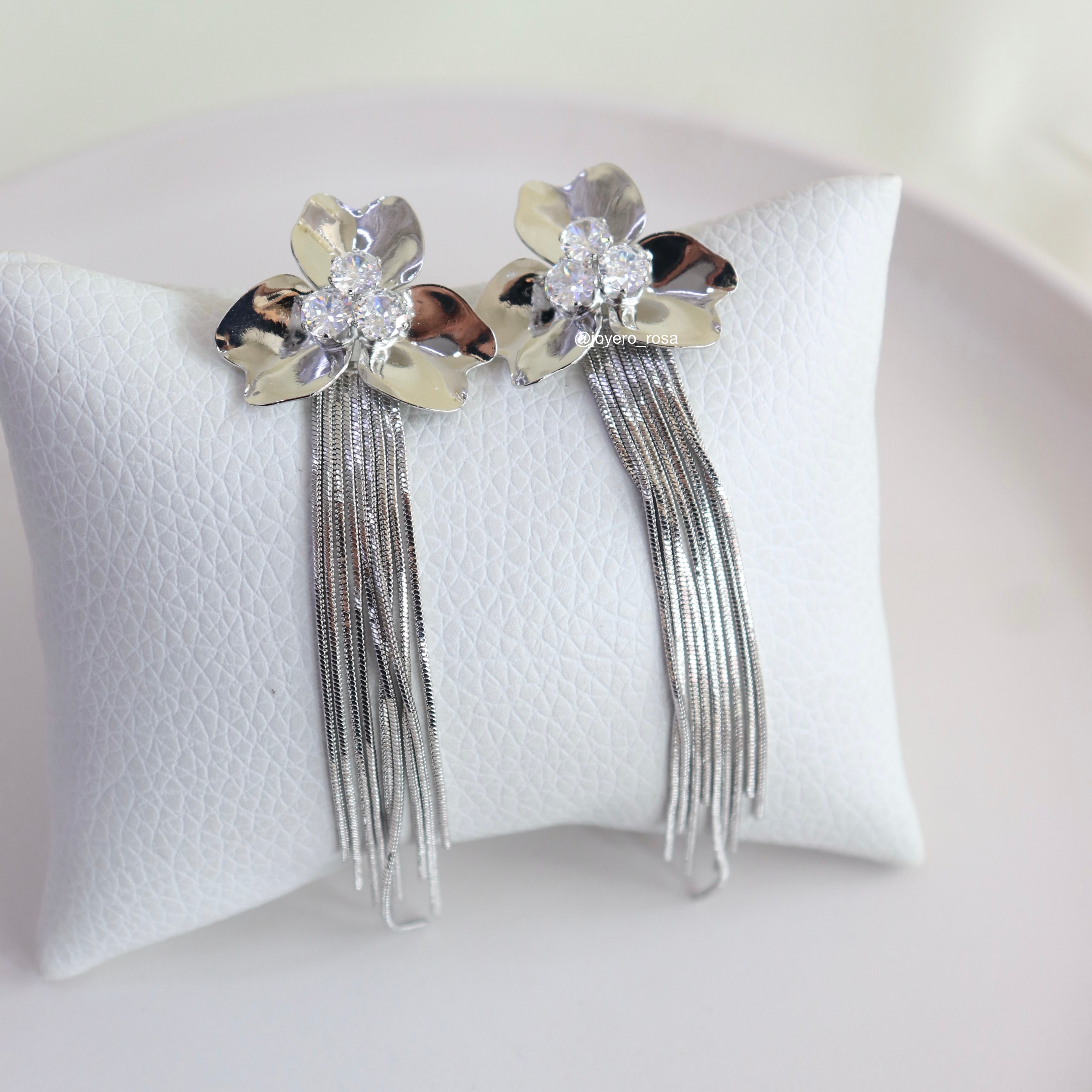 Aretes Largos Flor