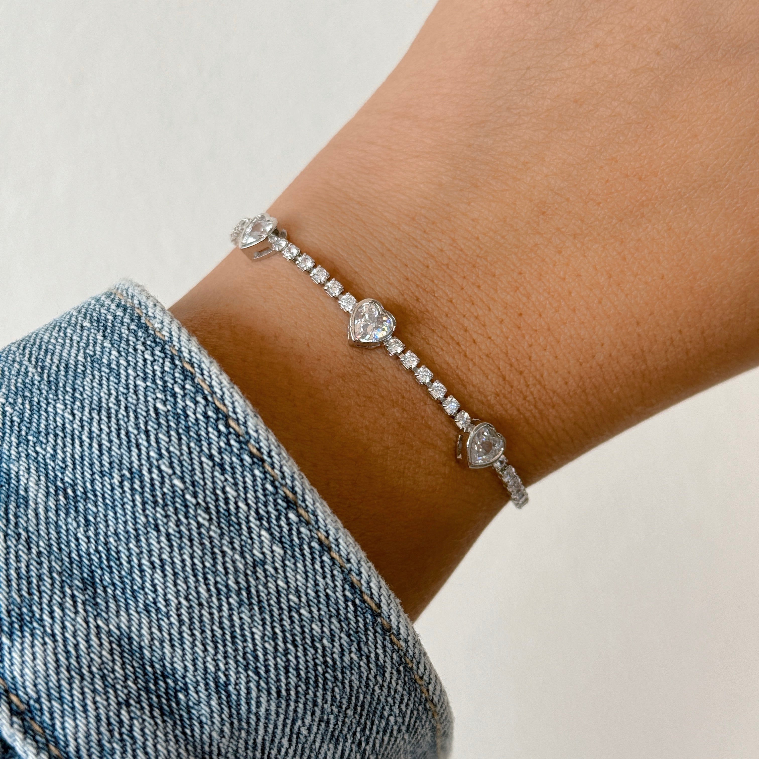 Pulsera Ajustable Corazones