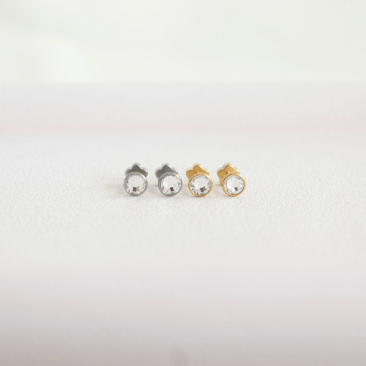 Studs Chispa Cierre Bebé