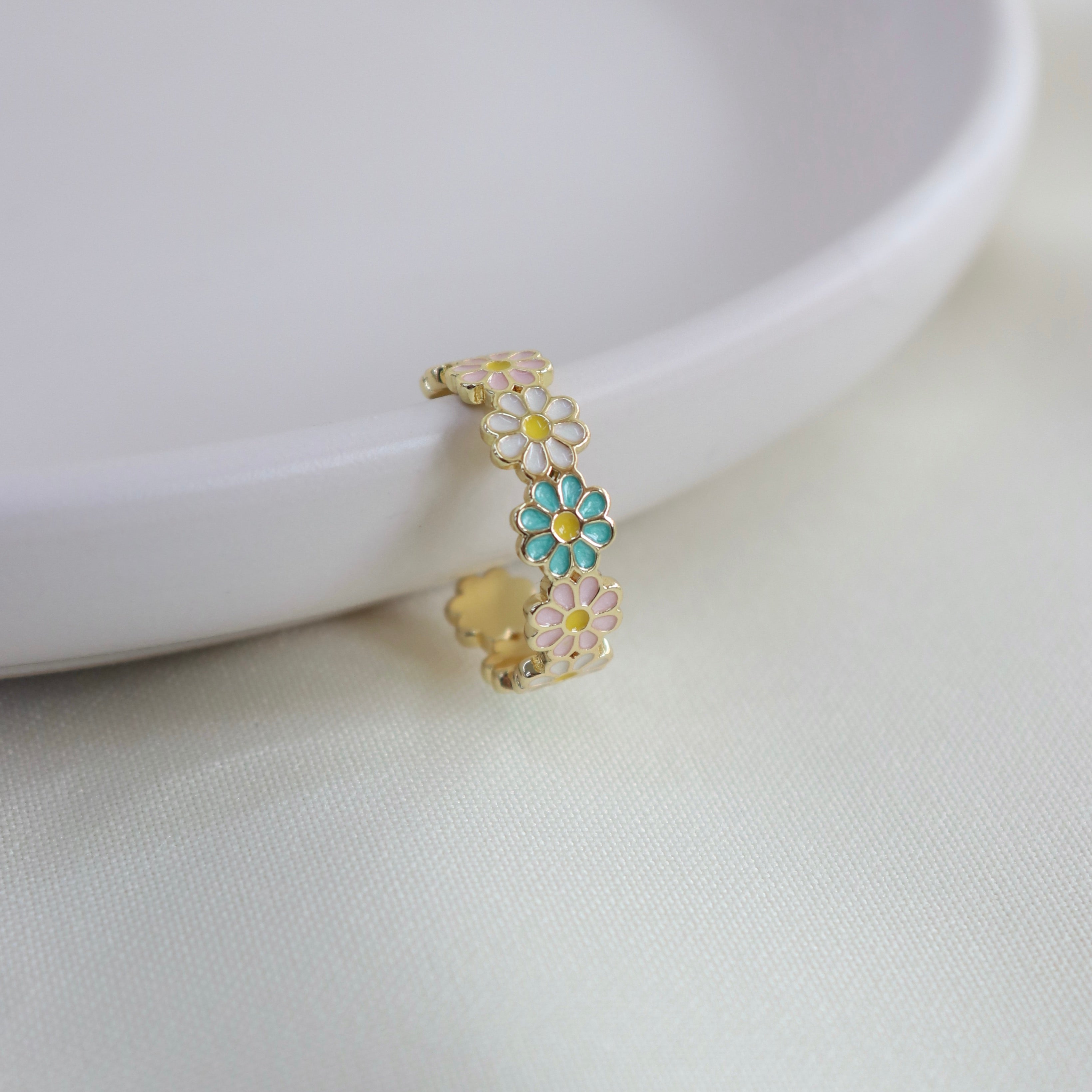 Anillo Ajustable Margaritas Colores Pastel