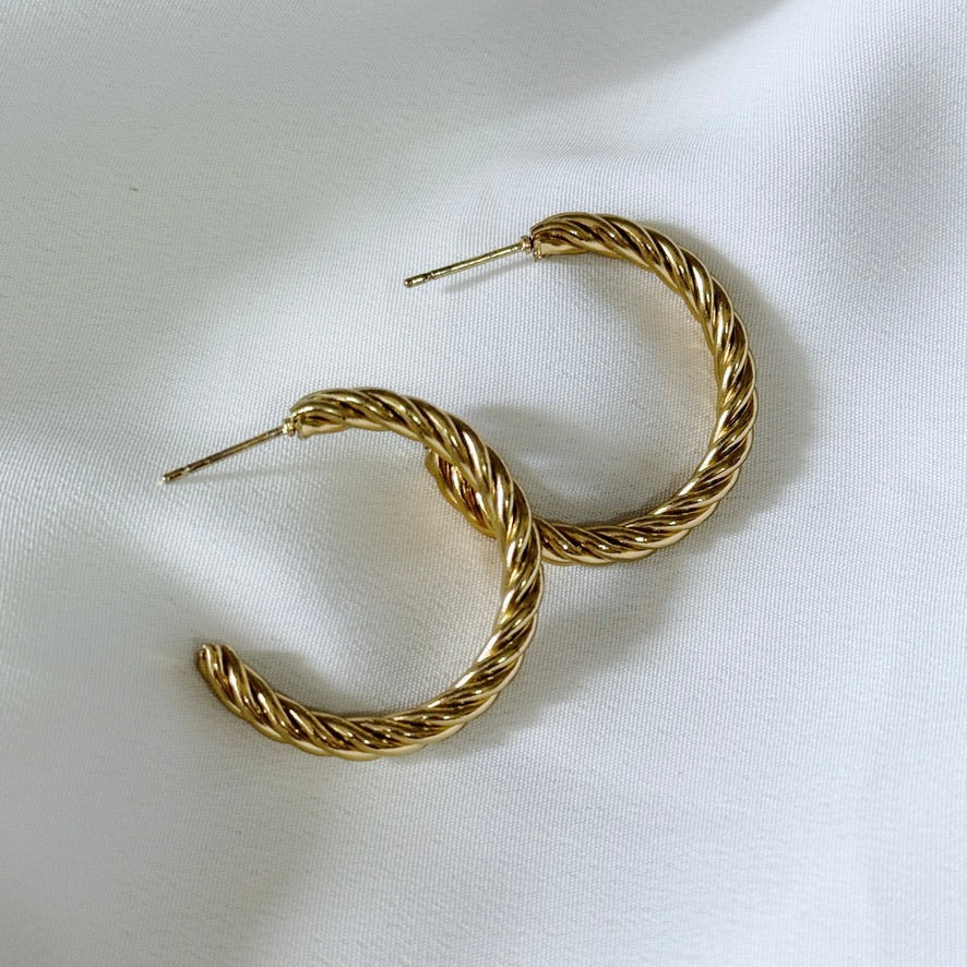 Semi Hoops Twisted