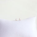 Studs Perlita