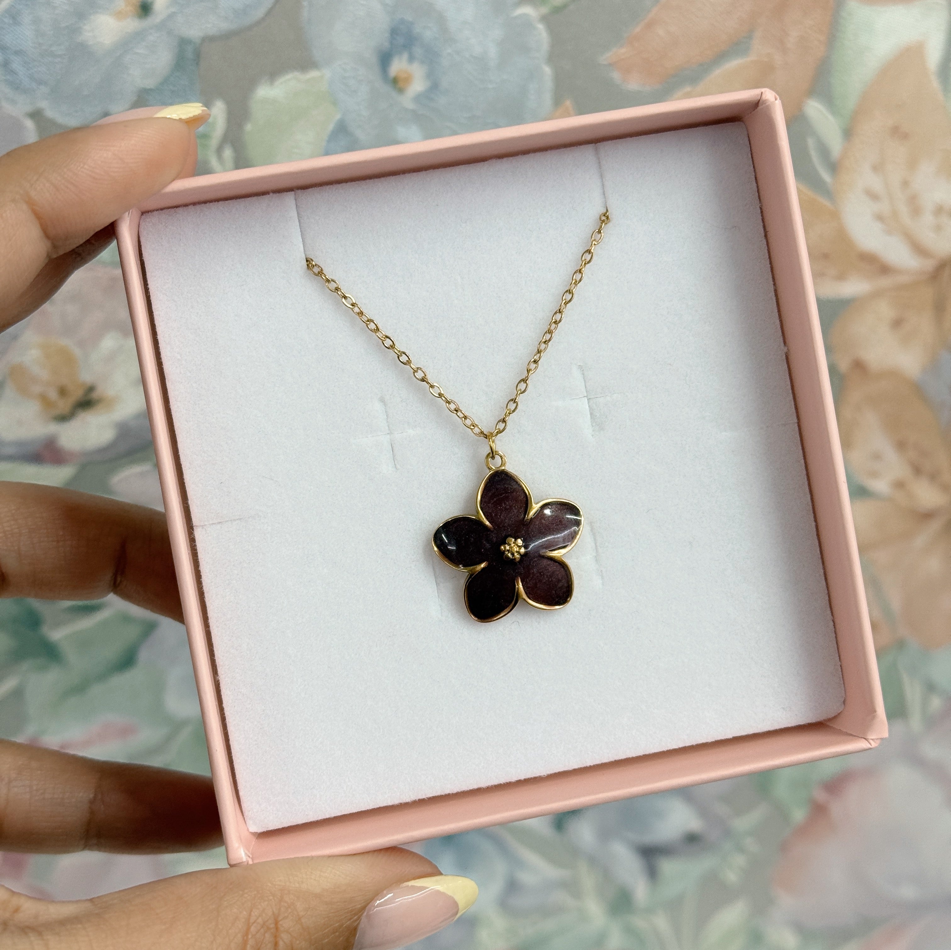 Collar Flor Violeta