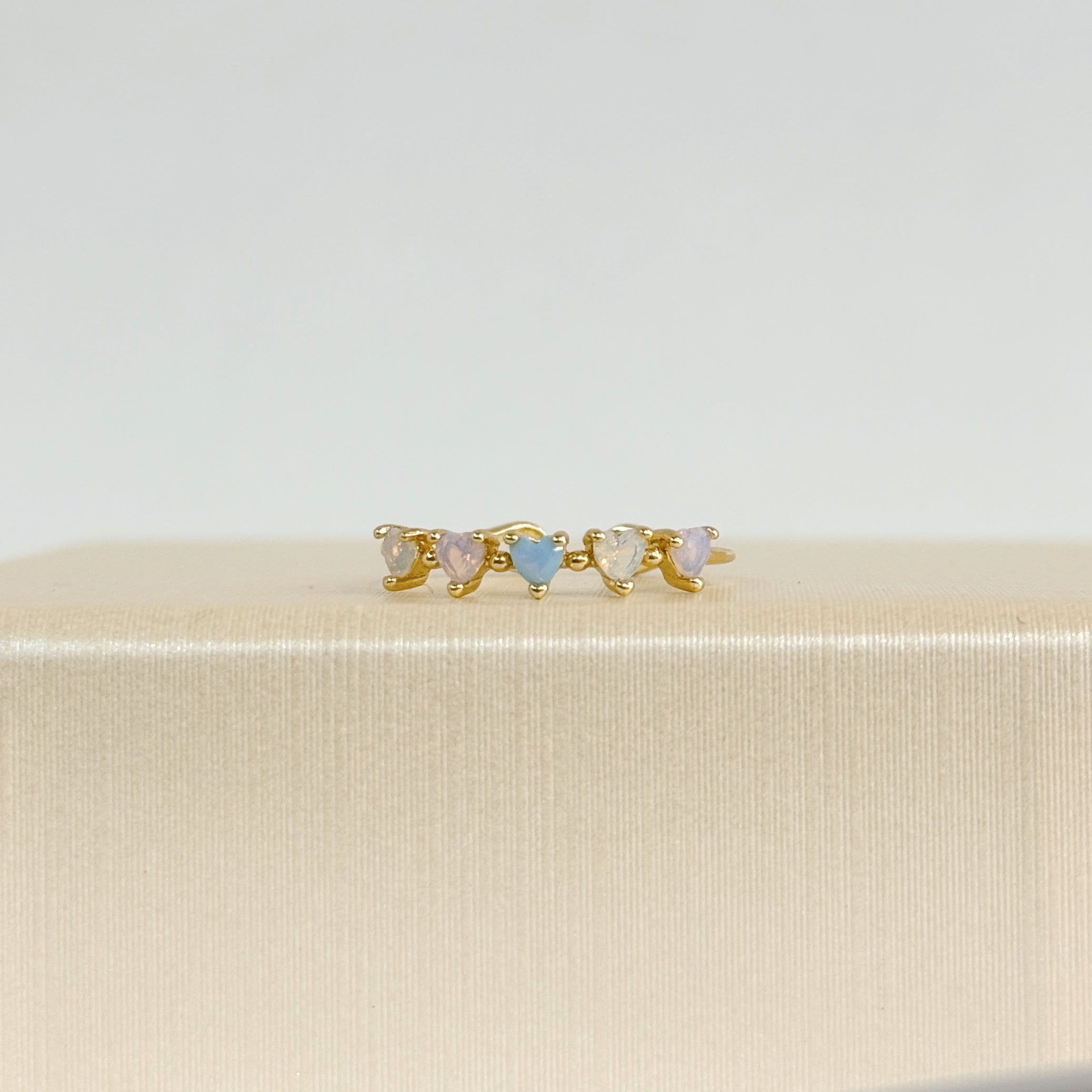 Anillo Ajustable Corazones Tornasol
