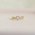 Anillo Corazón Rosado con Hojas y Cristales