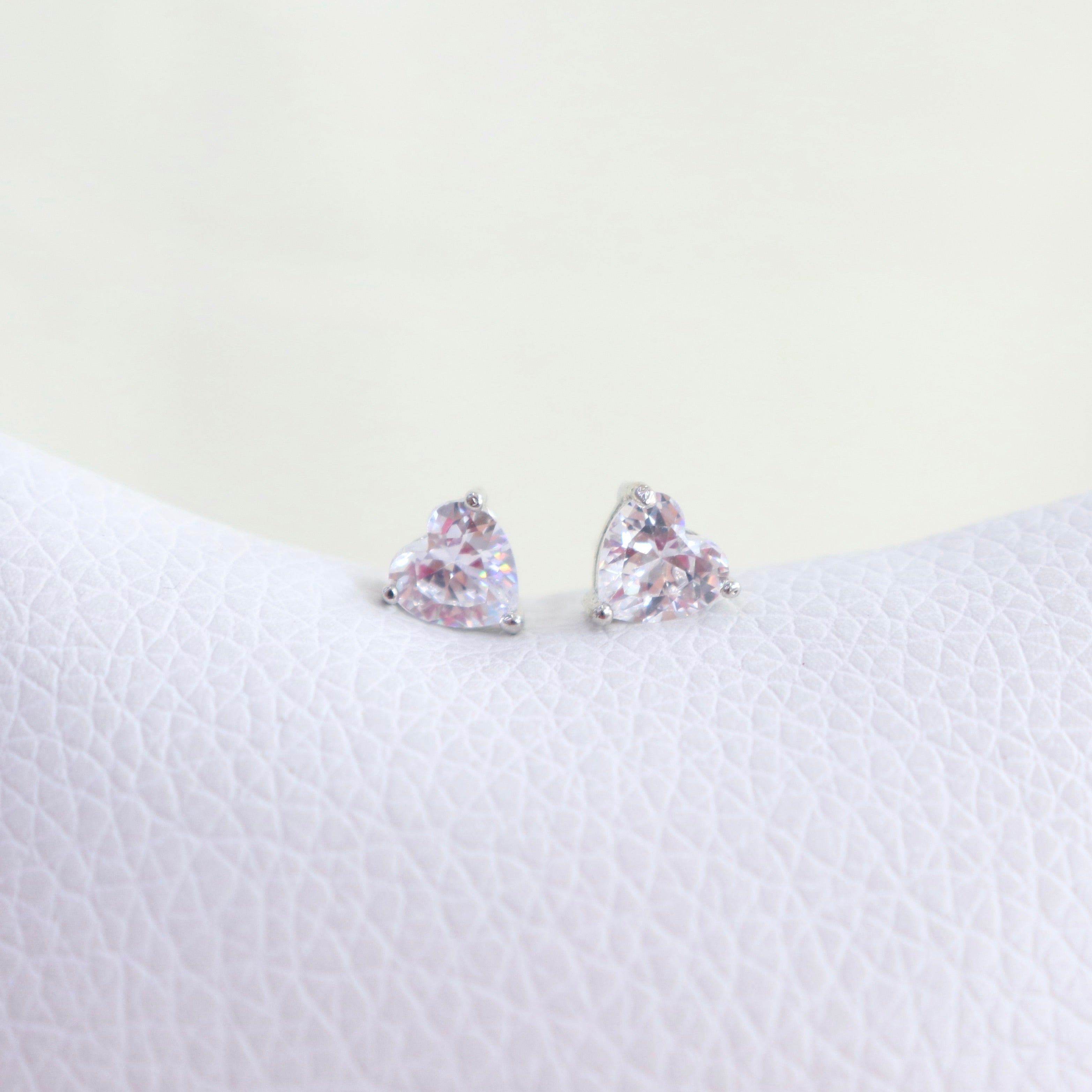 Studs Corazón