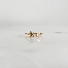 Cargar imagen en el visor de la galería, Anillo Flor Chispita
