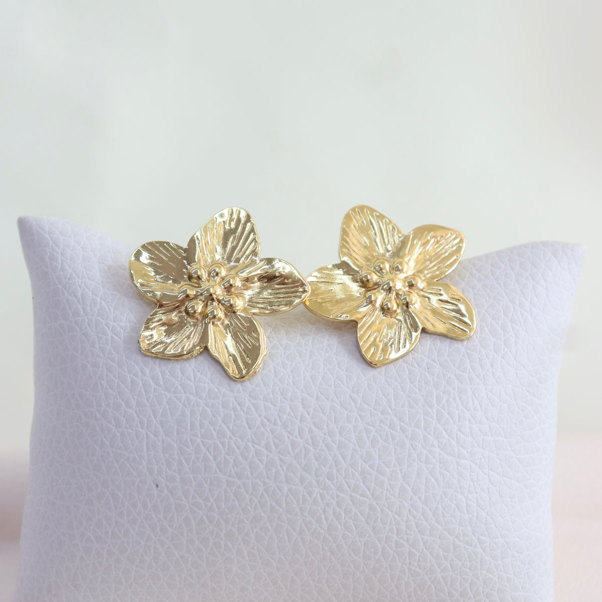 Studs Flor