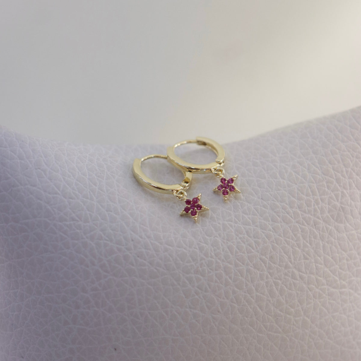 Dangles Estrella Fucsia