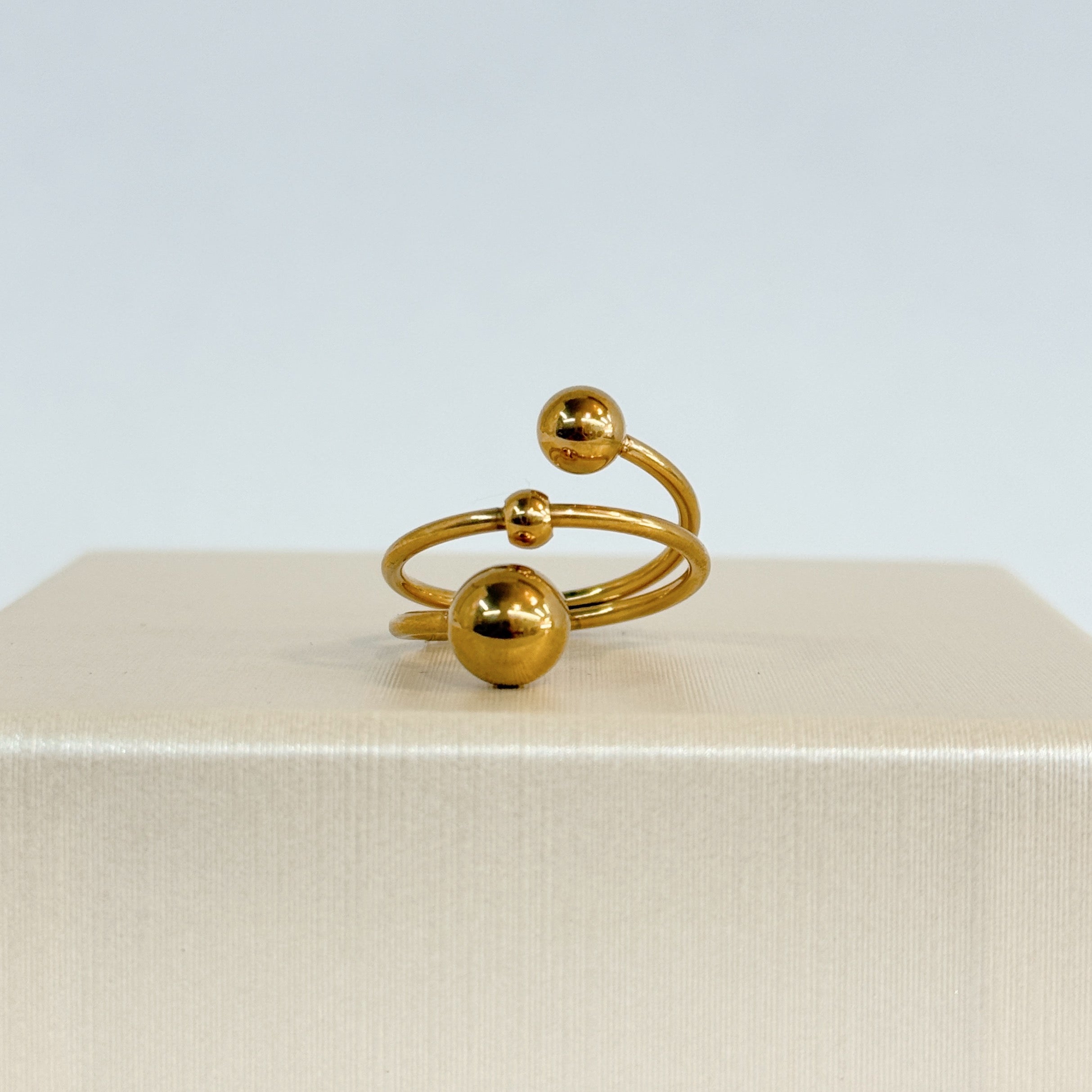 Anillo Bolitas