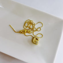 Cargar imagen en el visor de la galería, Collar Ajustable Inicial Pavé Chunky
