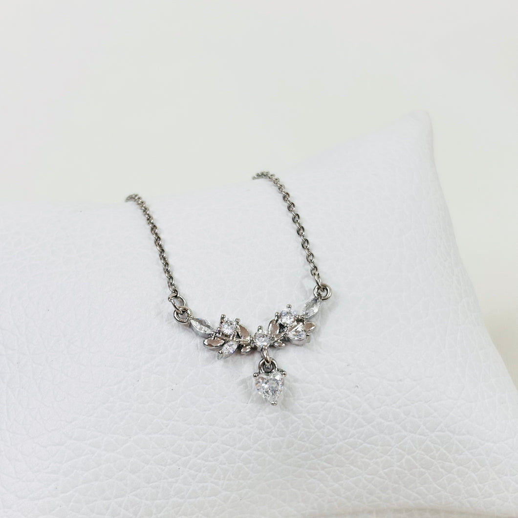 Collar Hojas Corazón Colgante