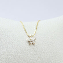Cargar imagen en el visor de la galería, Collar Ajustable Flor Cristal
