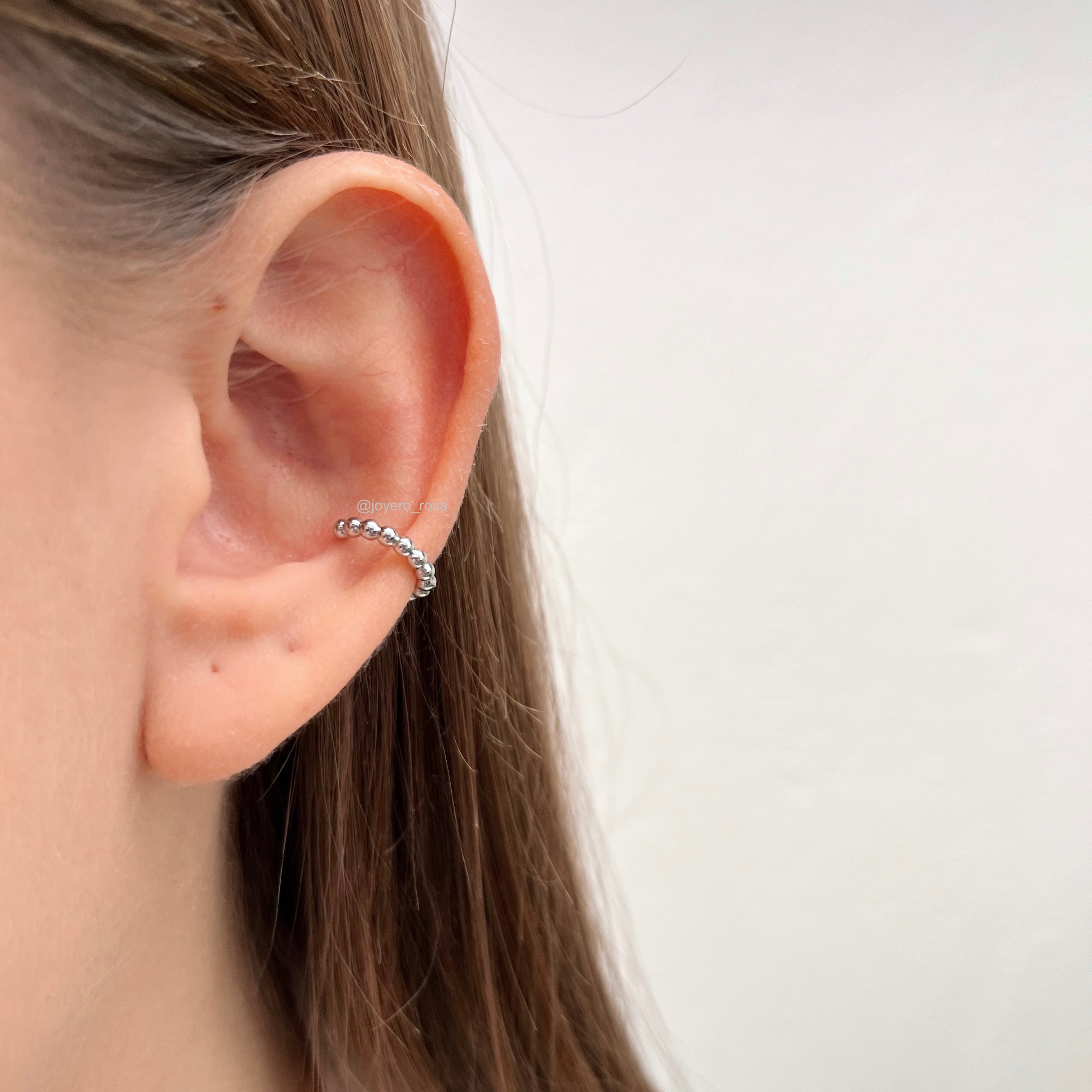 Earcuff Bolitas