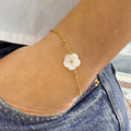 Pulsera Flor Nácar