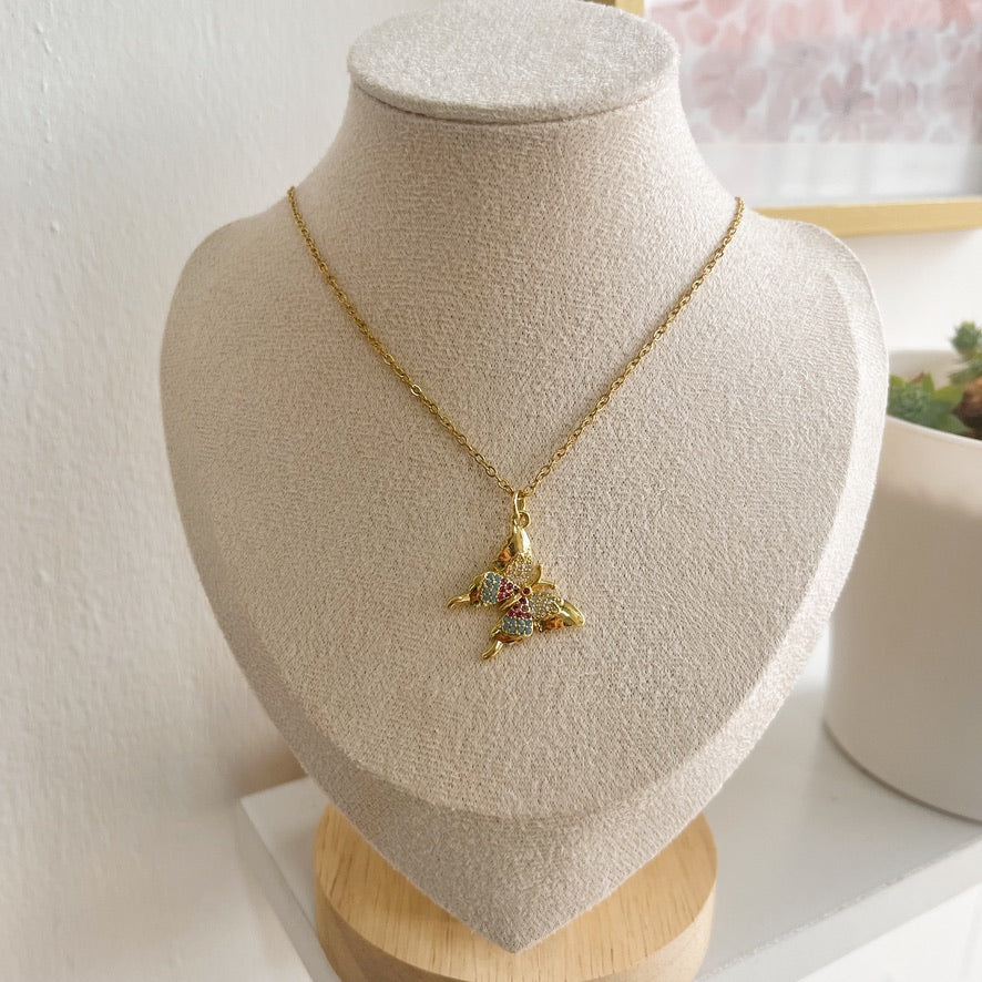 Collar Mariposa Cristales Fucsia y Turquesa