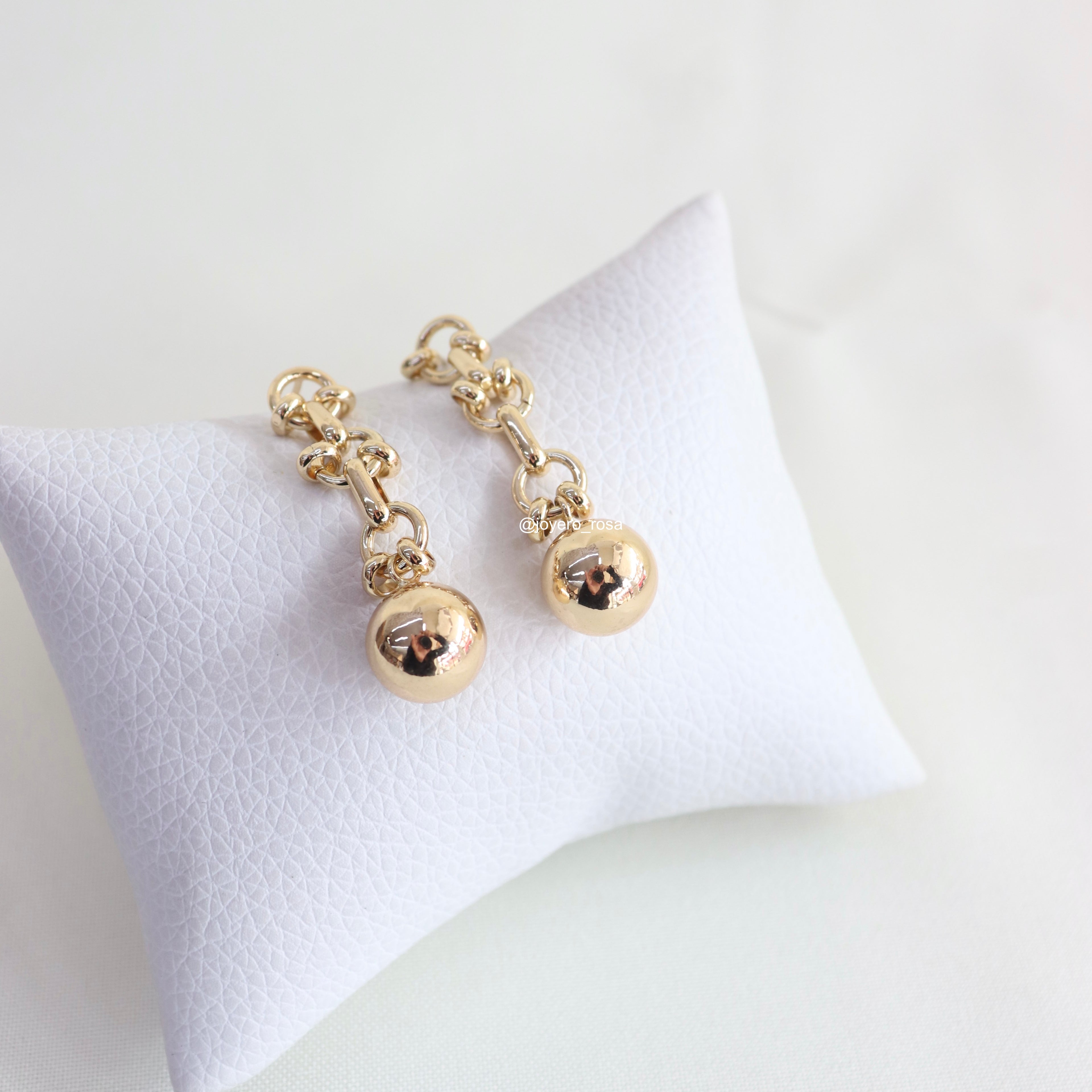 Aretes Largos Eslabones Bolita