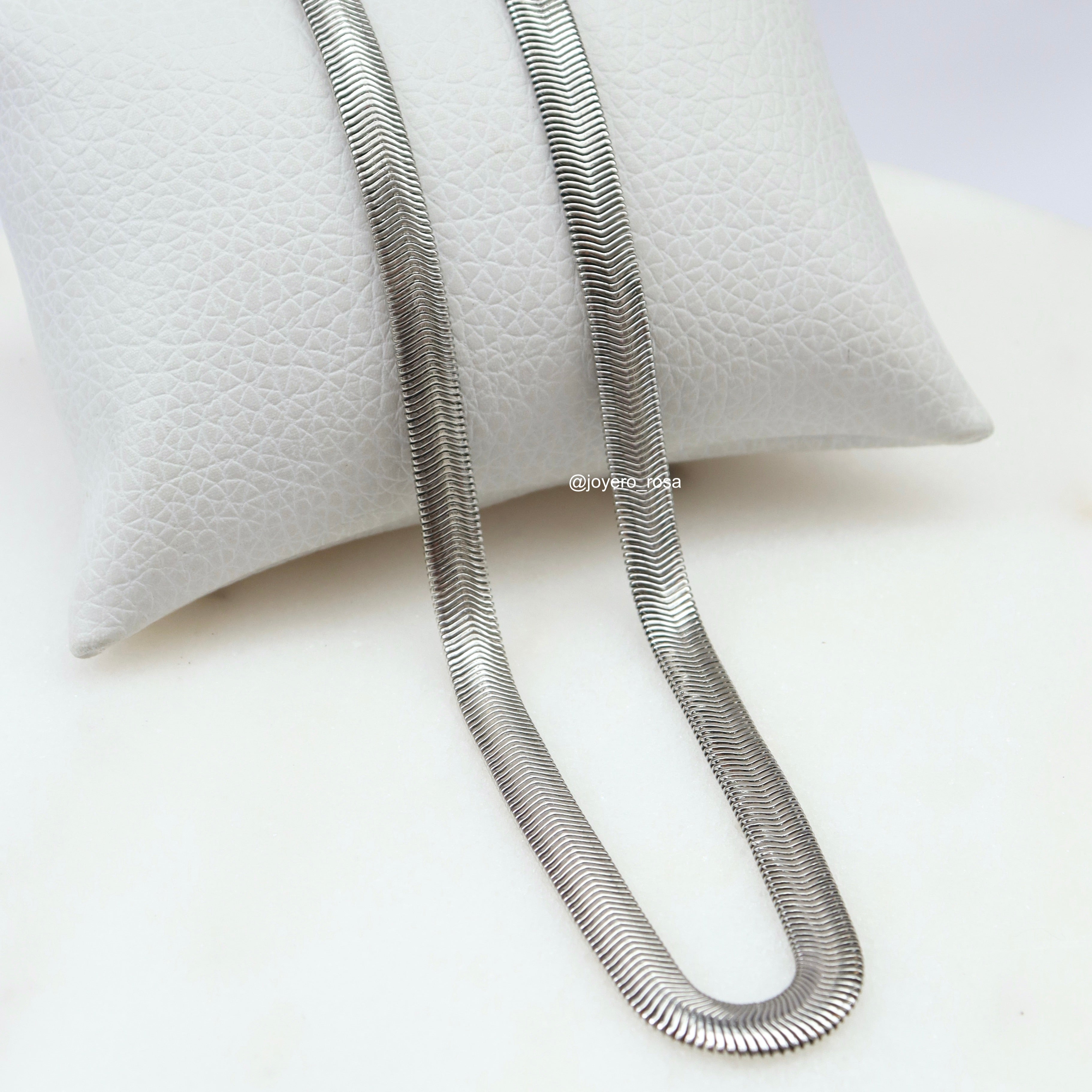 Collar Snake Chunky