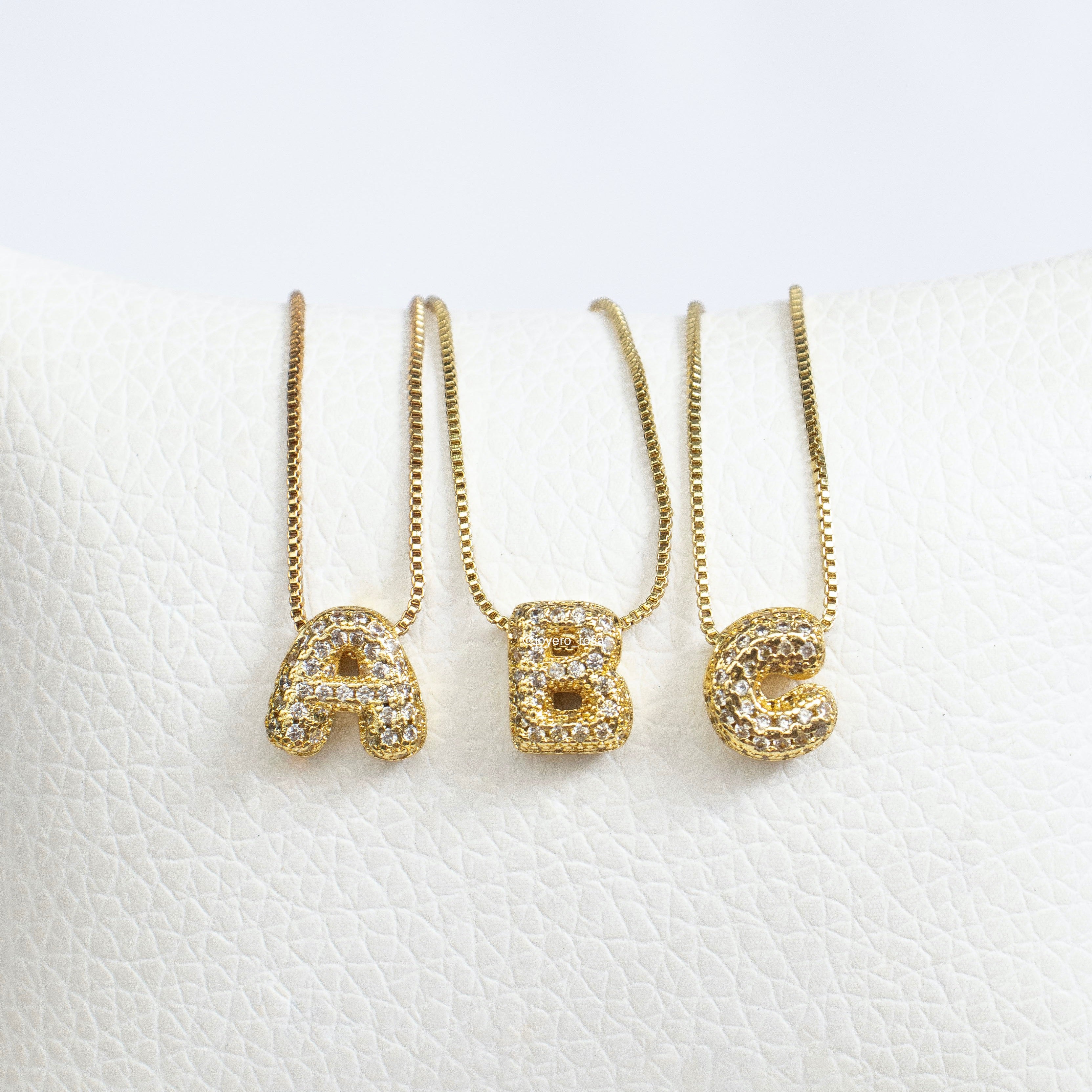 Collar Ajustable Inicial Pavé Chunky Mini