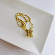 Cargar imagen en el visor de la galería, Collar Ajustable Inicial Pavé Chunky
