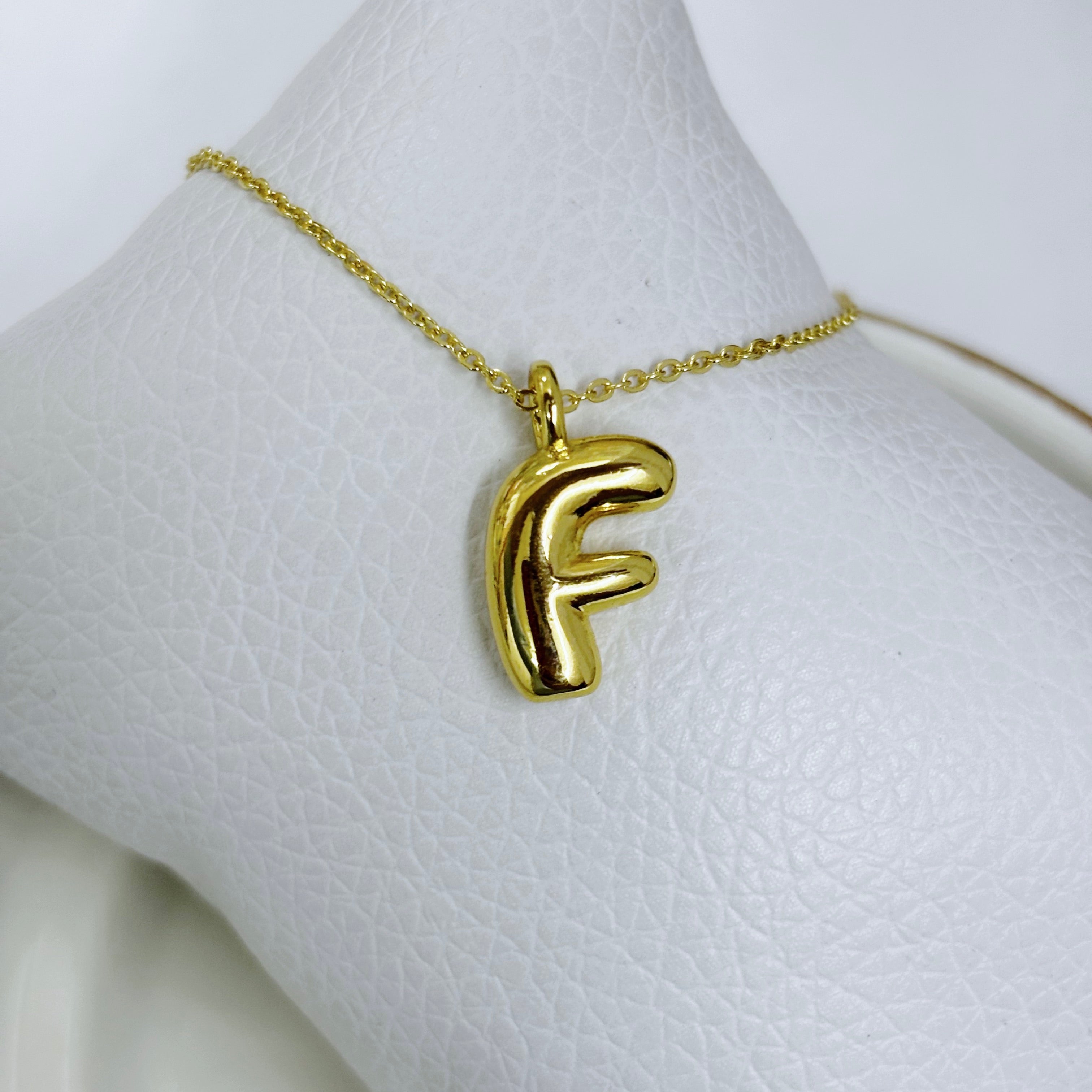 Collar Ajustable Inicial Burbuja