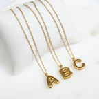 Collar Inicial Burbuja