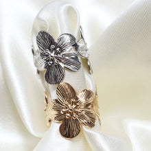Cargar imagen en el visor de la galería, Anillo Flor
