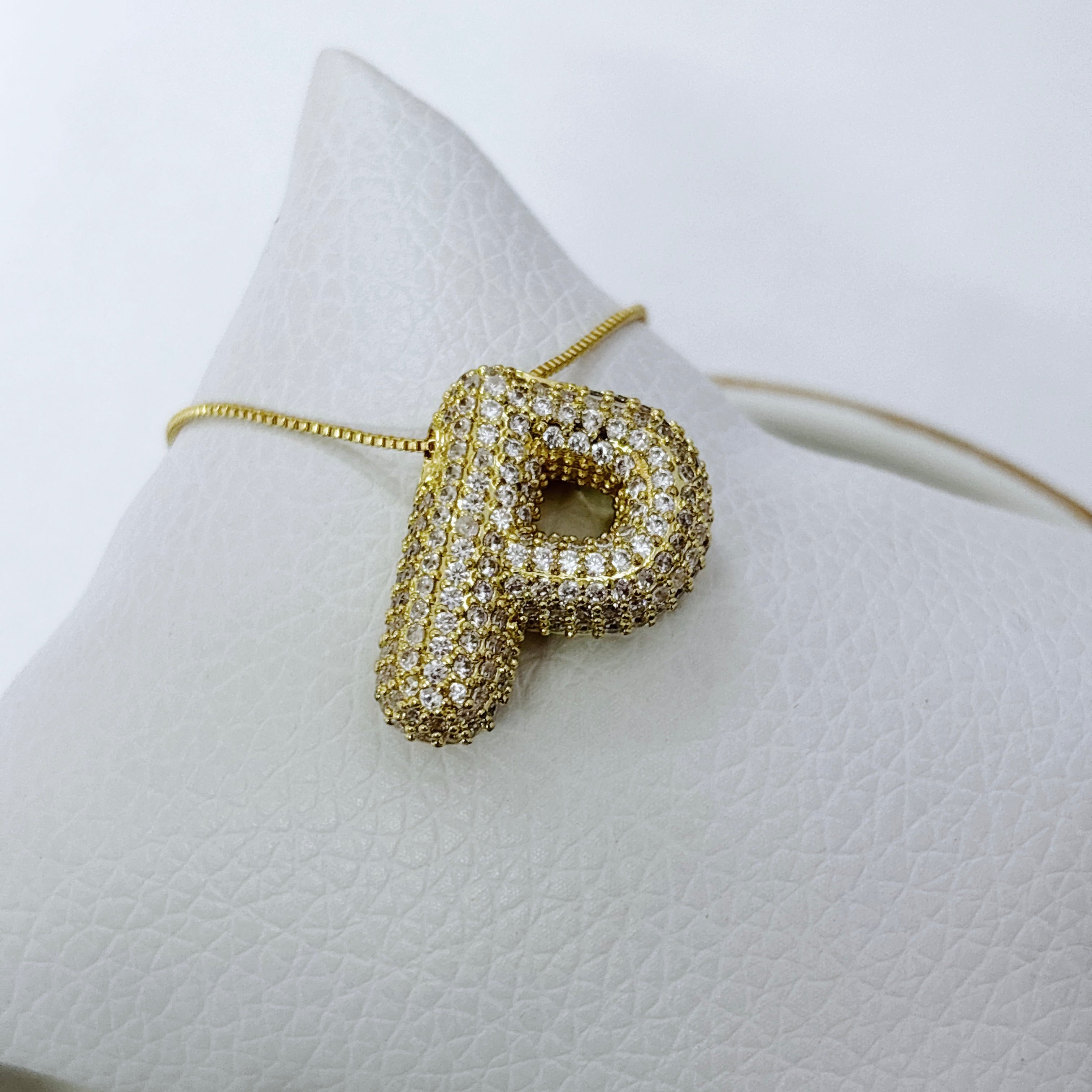 Collar Ajustable Inicial Bubble Pavé