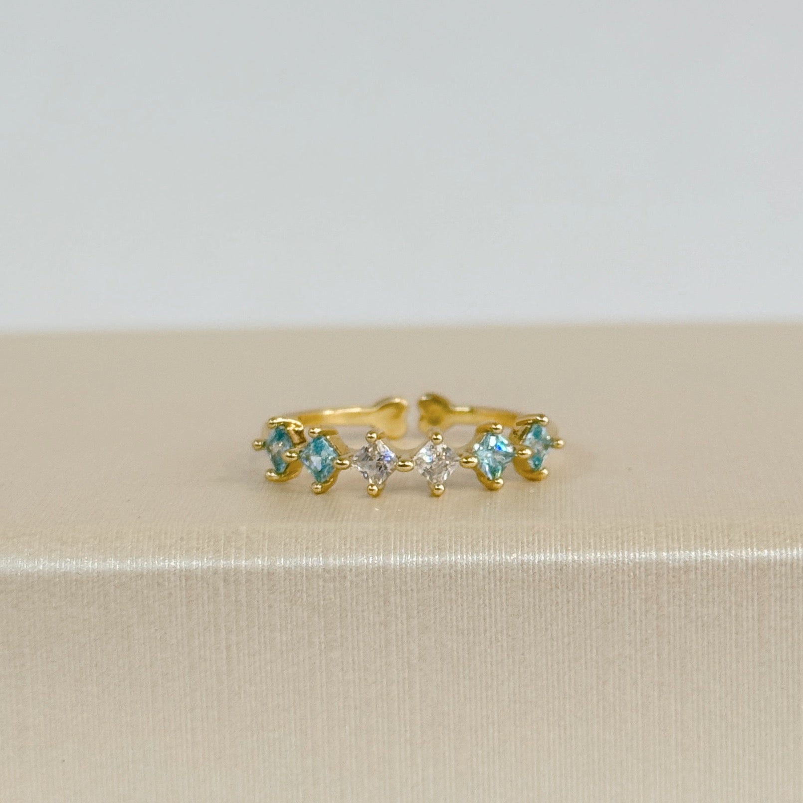 Anillo Ajustable Rombos Celestes