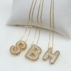 Collar Ajustable Inicial Bubble Pavé