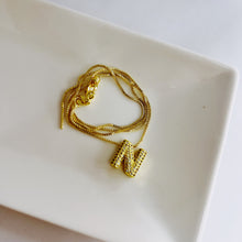 Cargar imagen en el visor de la galería, Collar Ajustable Inicial Pavé Chunky
