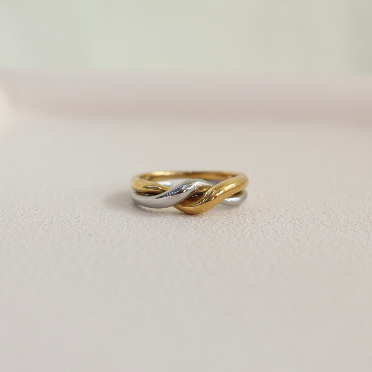 Anillo Bitono Entrelazado