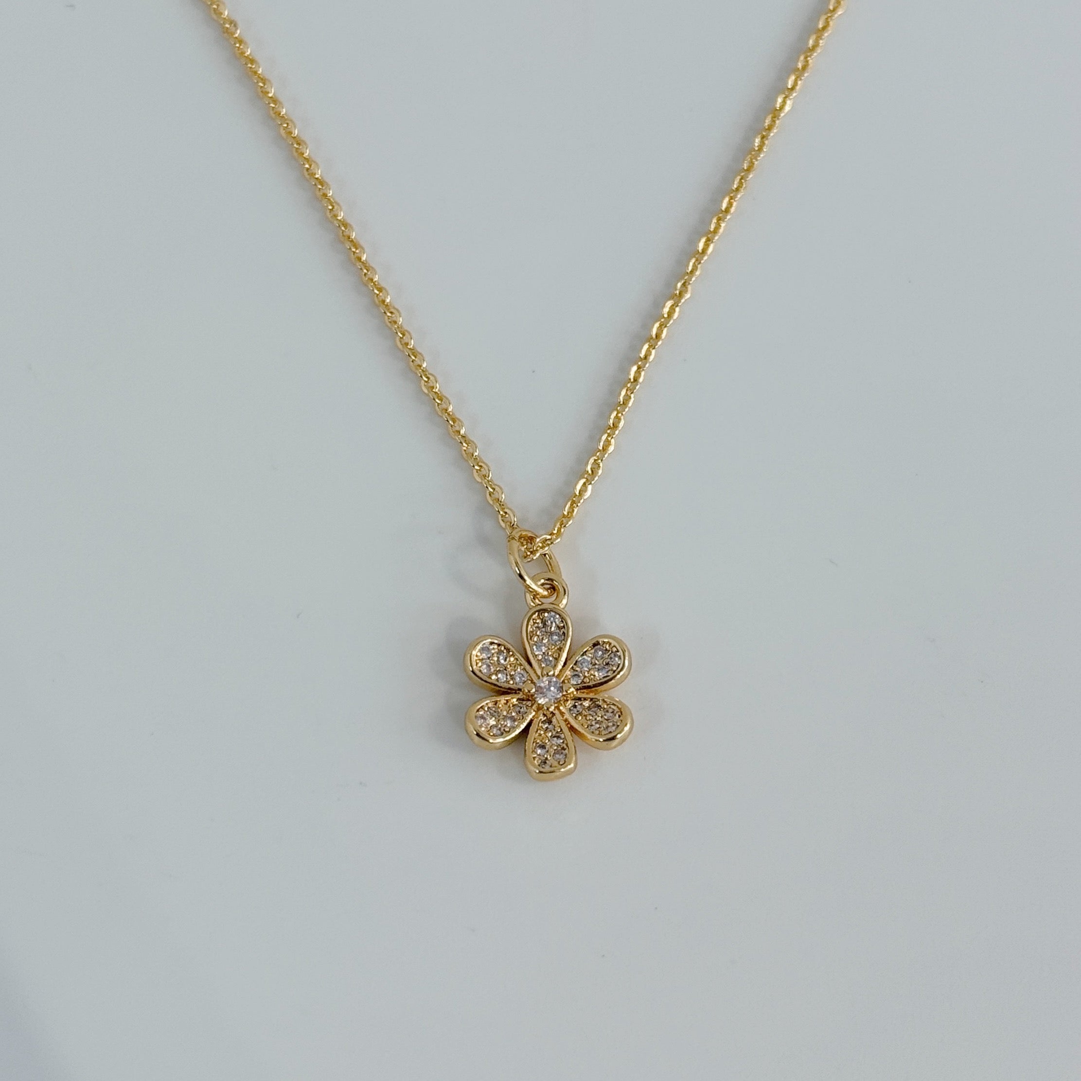 Collar Ajustable Flor con Cristales