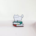 Pin Gato sobre libros