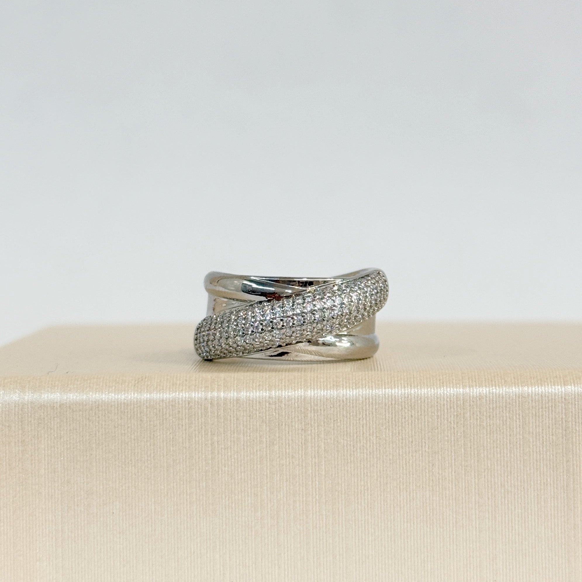 Anillo Ajustable Chunky con Brillos