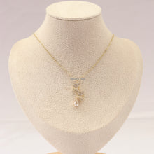 Cargar imagen en el visor de la galería, Collar Mariposa
