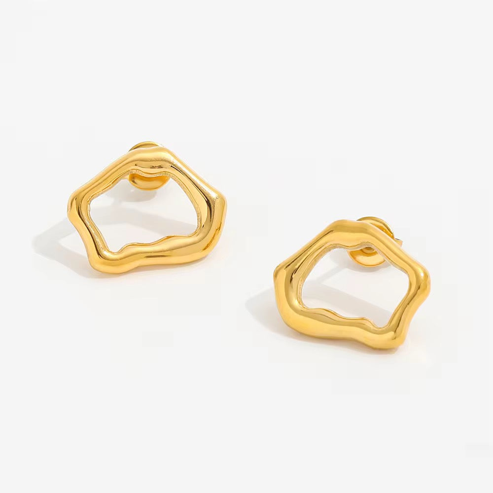 Studs Irregulares