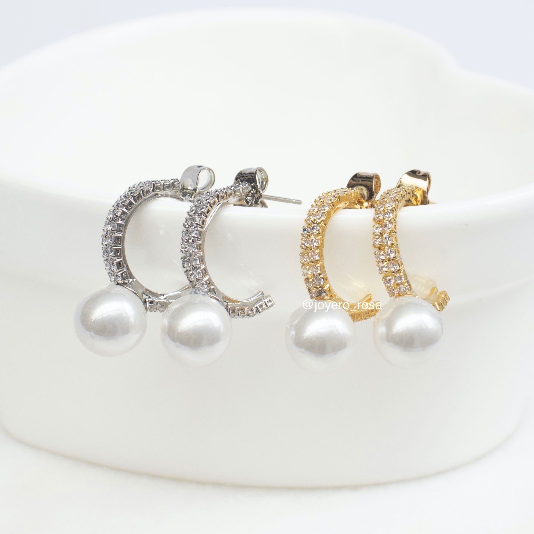 Semi Hoops Pavé con Perla