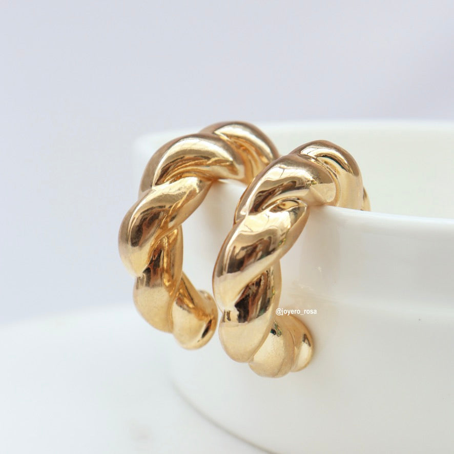 Semi Hoops Twisted Chunky