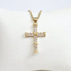 Collar Cruz con Cristales