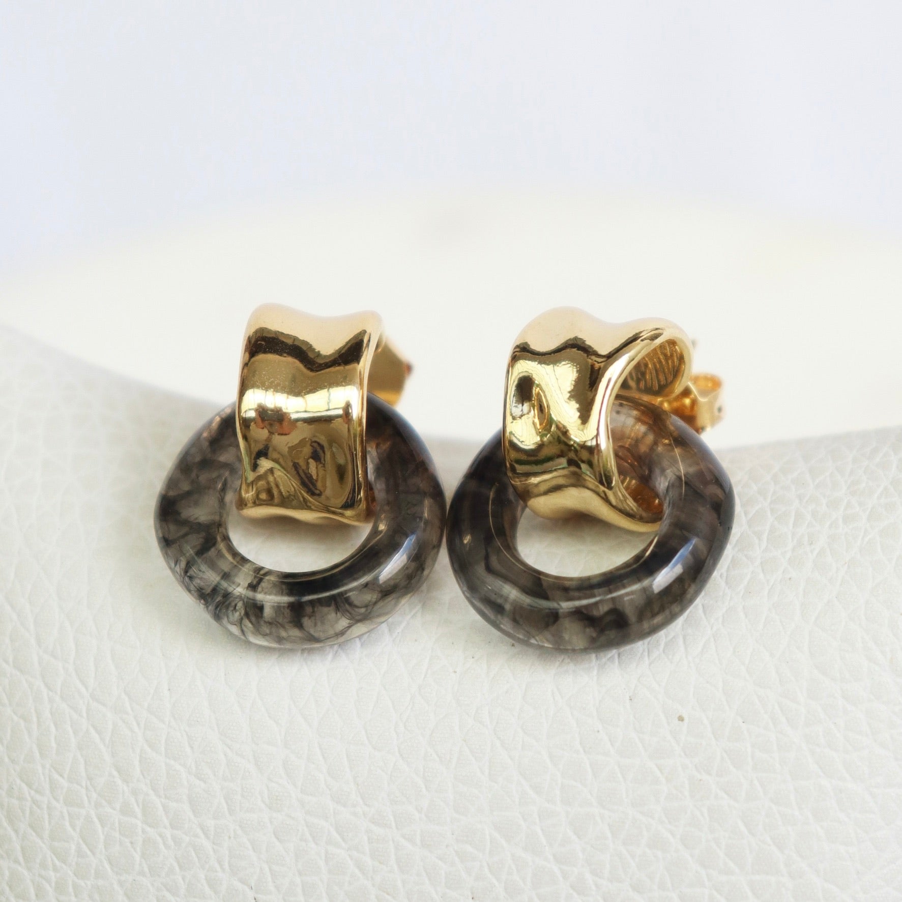 Aretes Dona Negro Veteado