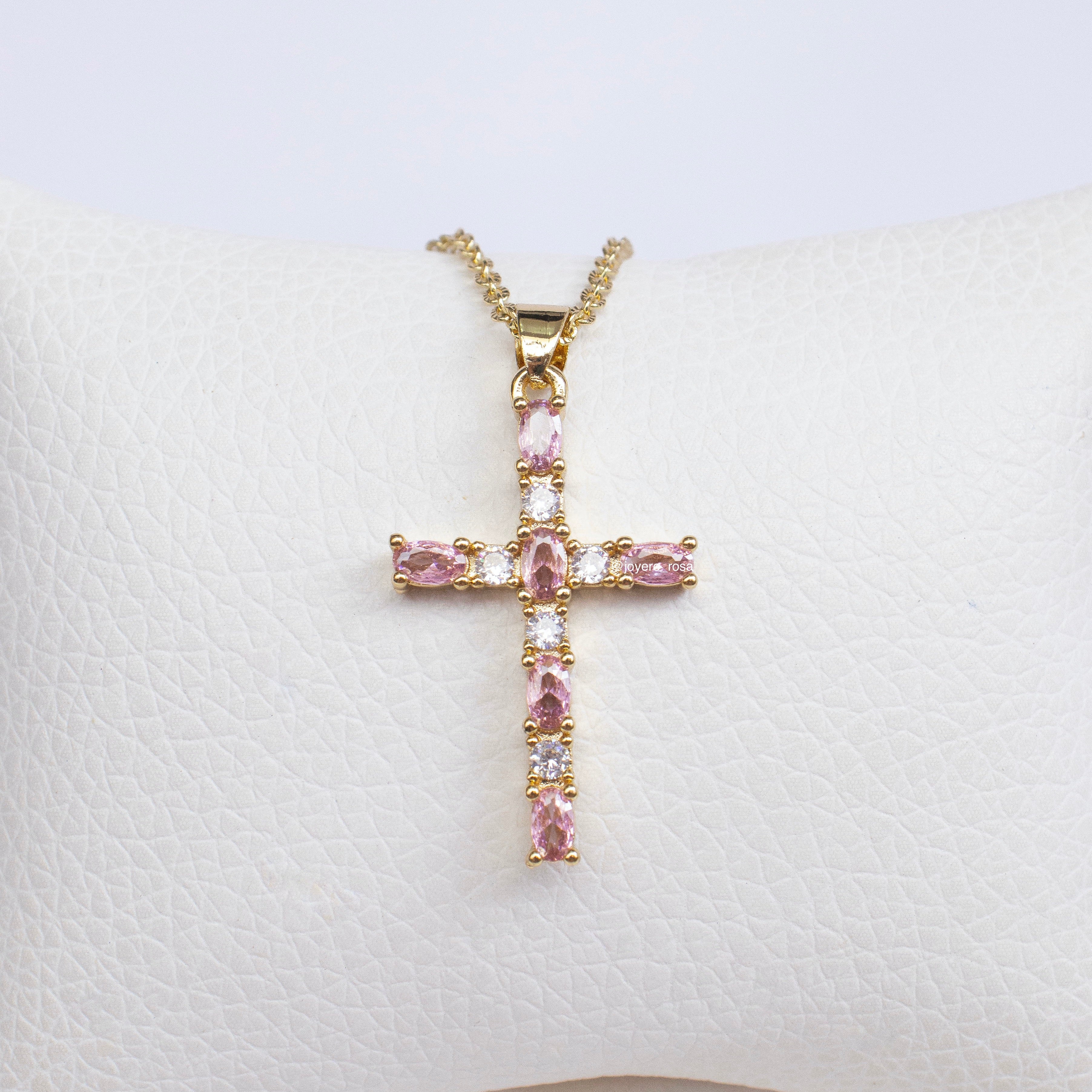 Collar Cruz con Cristales Rosados