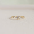 Anillo Estrellas con Brillo Dorado