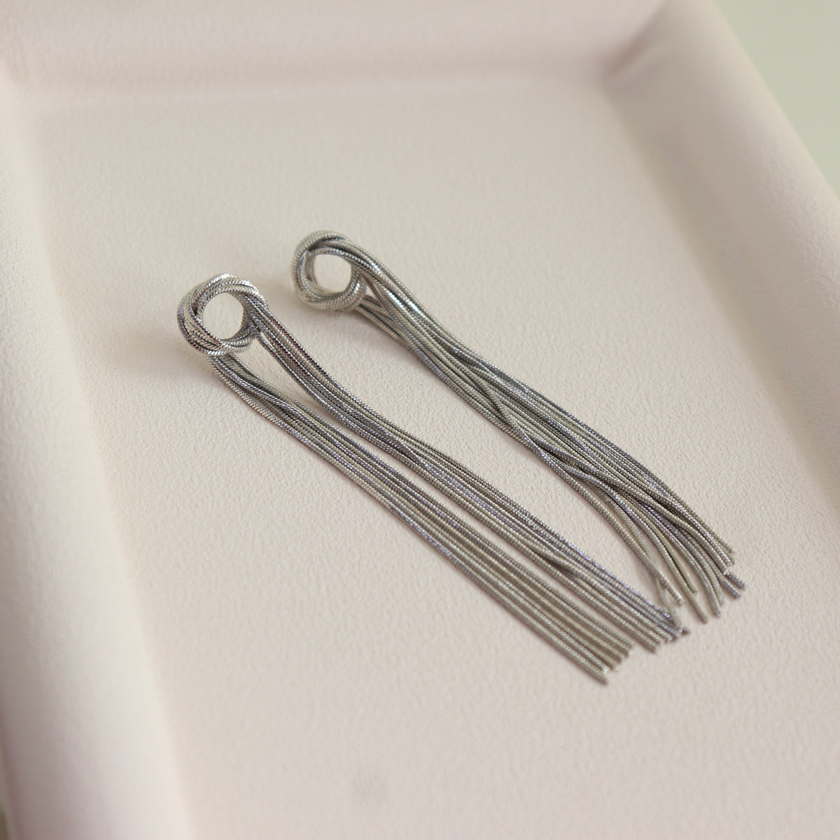 Aretes Largos Nudo
